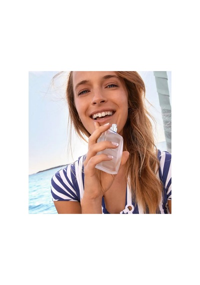 Eclat Femme Weekend Riviera Edt Çiçeksi Kadın Parfümü Çiçeksi