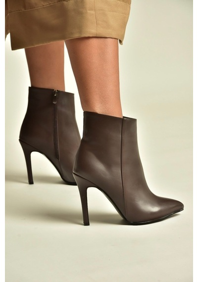Fox Shoes N372524409 Kahverengi İnce Topuklu Kadın Bot