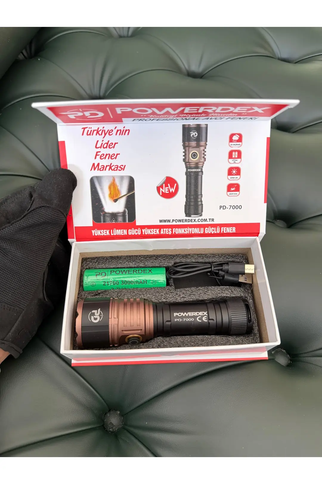 Powerdex Pd-7000 30w 3000 Lümen Profesyonel El Feneri Yüksek Güçlü Led Alüminyum Alaşım Malzeme Özellikleri Siyah