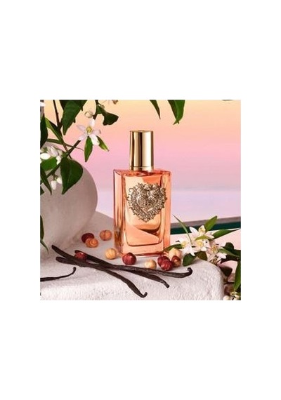 100 Ml Yoğun Ve Kalıcı Kadın Parfümü İle Yenilikçi Koku Amber