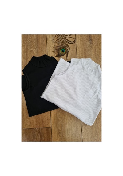 Demirsa Boutique Yarım Balıkçı Yaka Kaşkorse Kumaş Siyah Ve Beyaz Ribana Sıfır Kol Modelli Kadın Atlet Beyaz-siyah Demirsa Boutique Yarım Balıkçı Yaka Kaşkorse Kumaş Siyah Ve Beyaz Ribana Sıfır Kol Modelli Kadın Atlet Beyaz-siyah