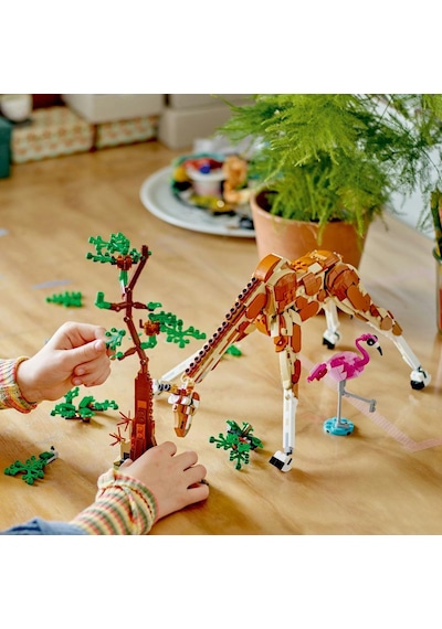 LEGO® Creator 3'ü 1 Arada Vahşi Safari Hayvanları 31150 - Yaş ve Üzeri Çocuklar İçin Yaratıcı Oyuncak Yapım Seti  (780 Parça)