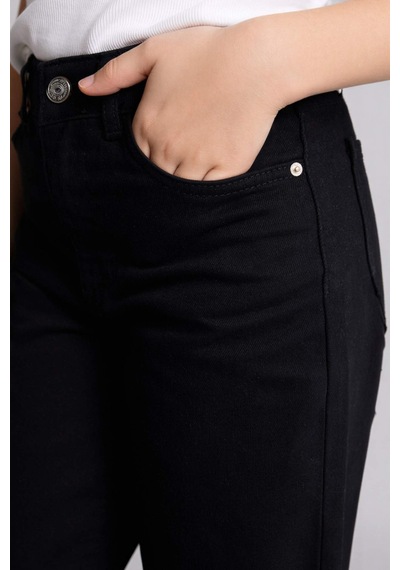 Defacto 90s Wıde Leg İspanyol Paça Gabardin Pantolon Kız Çocuk G0603a826spbk27 Siyah-bk27 Defacto 90s Wıde Leg İspanyol Paça Gabardin Pantolon Kız Çocuk G0603a826spbk27 Siyah-bk27