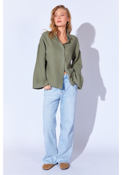 Manche Haki Kolları Salaş Yıkamalı Müslin Oversize Rahat Kalıp Kadın Basic Gömlek Mks166881-01 Manche Haki Kolları Salaş Yıkamalı Müslin Oversize Rahat Kalıp Kadın Basic Gömlek Mks166881-01