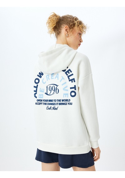 Koton Arkası Baskılı Kapüşonlu Oversize Uzun Kollu Sweatshirt Ekru 5sal10479ık Ekru