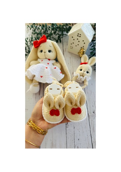 Amigurumi Kalpli Elbiseli Tavşan Set