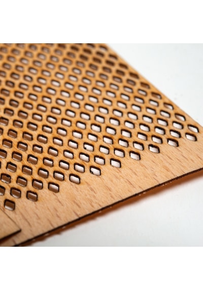 Rufus Concept Delikli Model Baklava Ahşap Mum Fitili Ve Yapışkanlı Fitil Sehpası 50 Adet 100mm X 100mm X 0,5mm
