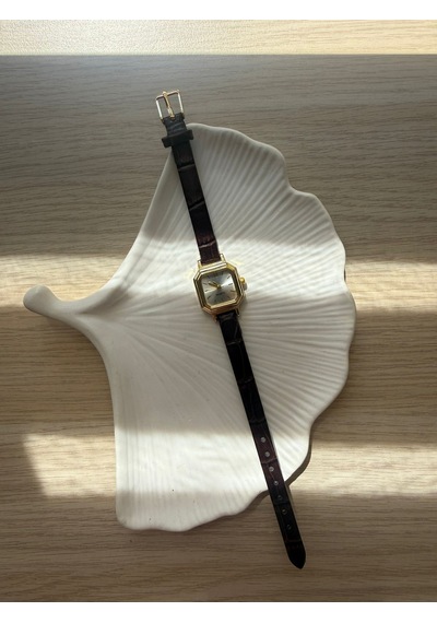 Minimal Deri Kordon Kadın Kol Saati Acı Kahverengi Altın 33629021