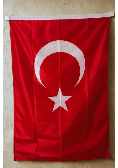 Türk Bayrağı 40x60 Cm 1. Sınıf Alpaka Kumaştan Üretilmiştir 40 x 60 CM