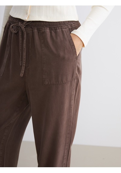 Lcw Jeans Kahverengi Beli Lastikli Carrot Fit Kadın Jean Pantolon
