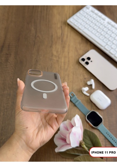 Apple iPhone 11 Pro Magsafe Uyumlu Mat Sert Klein Kılıf Gri