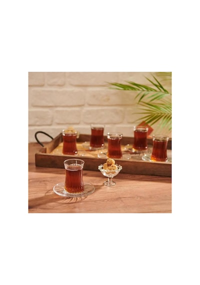 Elysia Çay Bardağı Seti 12 Parça Kutusunda 6 Adet Çay Bardağı 6 Adet Çay Tabağı Şeffaf