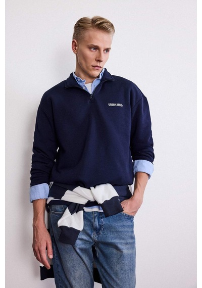 Defacto Boxy Fit Dik Yaka Yarım Fermuarlı Baskılı Sweatshirt G6476ax25wnnv253 Lacivert-nv253