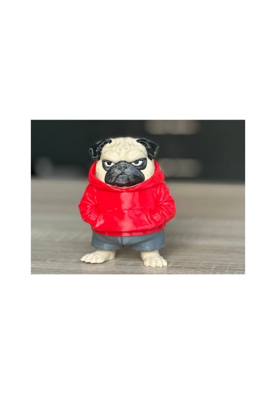 Kapüşonlu Pug Figürü 10cm