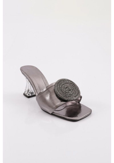 Dgn Ykb-03 Kadin Oval Taş İpi İşleme Topuklu Terlik YKB-03-1563-R13773 Platin