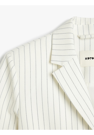Koton Kapaklı Cep Detaylı Düğmeli Uzun Kollu Kruvaze Crop Blazer Ceket Beyaz Çizgili 5sak50141uw Beyaz Çizgili Beyaz Koton Kapaklı Cep Detaylı Düğmeli Uzun Kollu Kruvaze Crop Blazer Ceket Beyaz Çizgili 5sak50141uw Beyaz Çizgili Beyaz