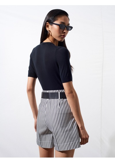 Dilvin 10872 Lyocell Karışımlı Minimal Bluz-siyah