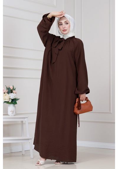 Sevitli Yakası Bağcıklı Lara Elbise-kahverengi-5324 Kahverengi