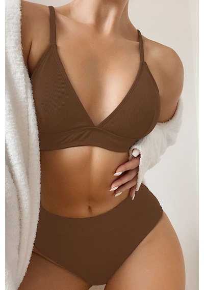 Angelsin Ayarlanabilir Askılı Üçgen Tasarım Yüksek Bel Bikini Takımı Kahverengi Angelsin Ayarlanabilir Askılı Üçgen Tasarım Yüksek Bel Bikini Takımı Kahverengi
