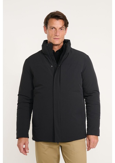 Ac&Co / Altınyıldız Classics Erkek Sıyah Standart Fit Normal Kesim Dik Yaka Fermuarlı Fleto Cepli Kaban Siyah Ac&Co / Altınyıldız Classics Erkek Sıyah Standart Fit Normal Kesim Dik Yaka Fermuarlı Fleto Cepli Kaban Siyah