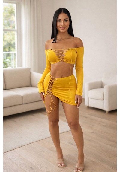 Pink Life Göğüs Dekoteli İpli Crop Ve Yırtmaçlı Etek Takım Sarı
