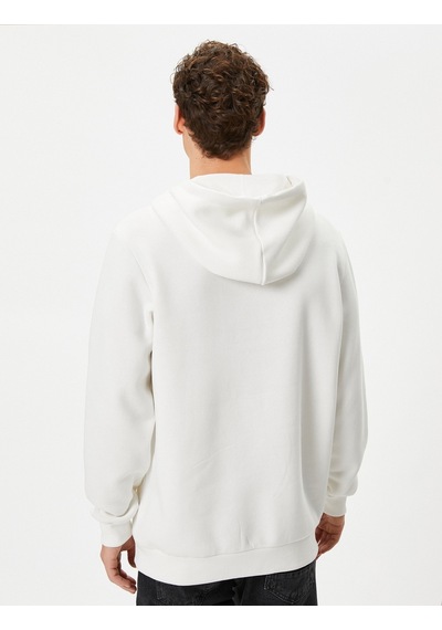 Koton Atatürk Baskılı Kapşonlu Sweatshirt 100.yıla Özel Ekru 4wam70497mk Ekru
