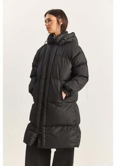 Shade Kadın Cep Detaylı Astarlı Kapüşonlu Uzun Puffer Mont 1129 60283868 - Siyah