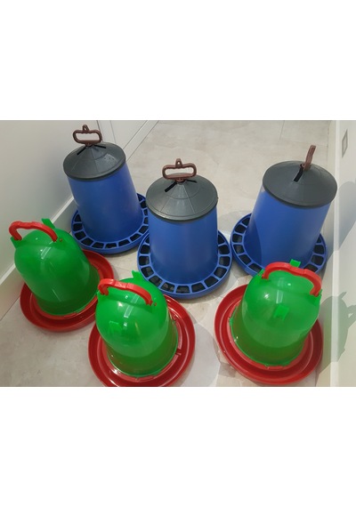 3 Adet Tavuk 15 Kg Yemlik 3 Adet 10 Lt  Suluk