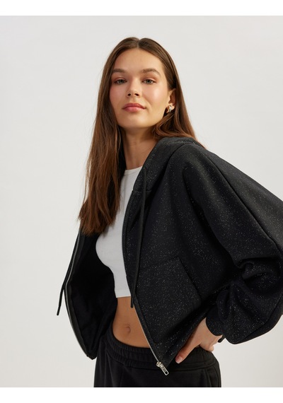 Koton Sim Detaylı Fermuarlı Kapüşonlu Kanguru Cepli Crop Sweatshirt Siyah 5sal10598ık Siyah Koton Sim Detaylı Fermuarlı Kapüşonlu Kanguru Cepli Crop Sweatshirt Siyah 5sal10598ık Siyah