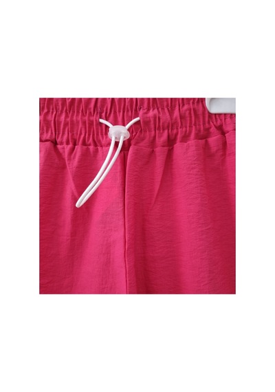 Uğur Bebe Crop T-shirt Kargo Cep Paraşüt Pantolon Takım Beli Paçası Ayarlamalı Pantolon Crop İp Detaylı Beyaz Beyaz Uğur Bebe Crop T-shirt Kargo Cep Paraşüt Pantolon Takım Beli Paçası Ayarlamalı Pantolon Crop İp Detaylı Beyaz Beyaz