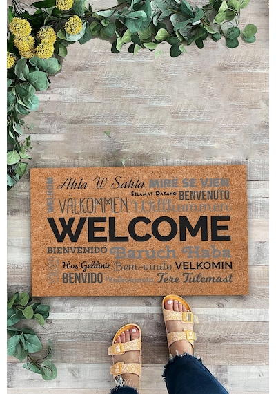 Valerine Life Dünya Dillerinde Kahverengi Welcome Hoş Geldiniz Kapı Önü Paspası 45x70cm Kahverengi