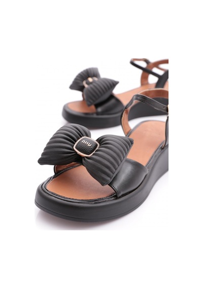 Dgn 7001 Kadin Fiyonk Detayli Sandalet Siyah