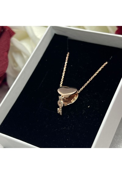 Açılabilir Kalp Ve Zirkon Taşlı Anahtar Kadın Kolyesi 925 Ayar Gümüş Zincirli Rose Gold Kaplama Gümüş Açılabilir Kalp Ve Zirkon Taşlı Anahtar Kadın Kolyesi 925 Ayar Gümüş Zincirli Rose Gold Kaplama Gümüş