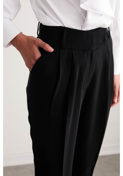 Rebellion Hepburn Pants Siyah