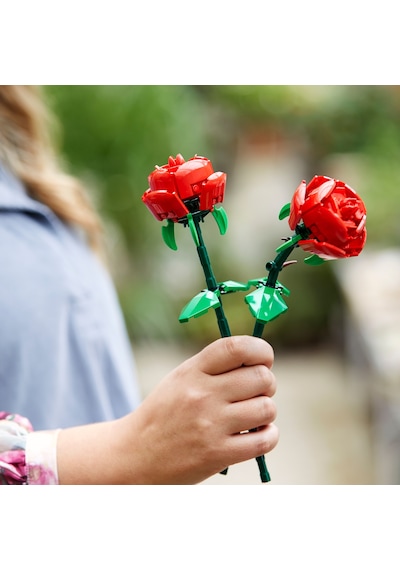 LEGO® Botanicals Gül 40460 – Yetişkinler için Uzunluğu Ayarlanabilen, 2 Gül İçeren Dekoratif Çiçek Modeli Yapım Seti (120 Parça)