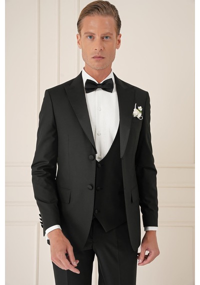 Efor Black 077 Slim Fit Çıkarılabilir Saten Yaka Yelekli Siyah Damatlık Smokin Takım Siyah Efor Black 077 Slim Fit Çıkarılabilir Saten Yaka Yelekli Siyah Damatlık Smokin Takım Siyah