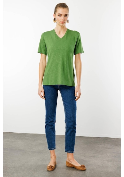 Kadın V Yaka Flamlı Kumaş Basic Tshirt A.yeşil Yeşil Kadın V Yaka Flamlı Kumaş Basic Tshirt A.yeşil Yeşil