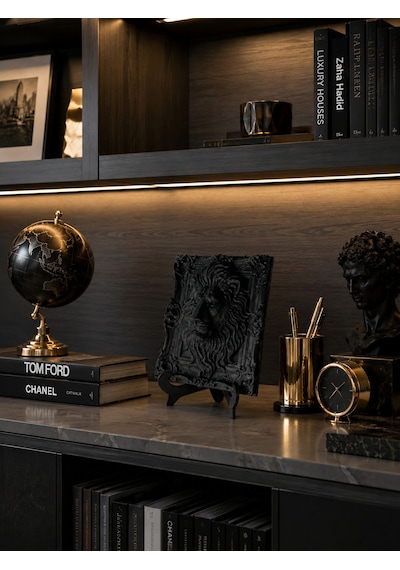 Aslan Figürlü Kabartmalı Dekoratif Çerçeve Obje Ev, Ofis Dekorasyonu Masaüstü Dekoru 13 X 18 Cm