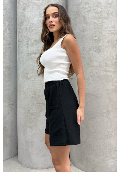 Lesa Wear Yüksel Bel Bol Kesim Keten Görünümlü Çift Cepli Şort Siyah