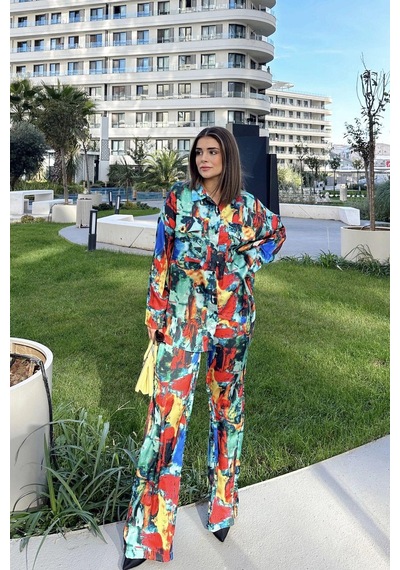 WeShaya Kadın Multi Color Çift Cepli Gömlek & Bol Paça Pantolon - Salaş Alt & Üst Takım Çok Renkli WeShaya Kadın Multi Color Çift Cepli Gömlek & Bol Paça Pantolon - Salaş Alt & Üst Takım Çok Renkli