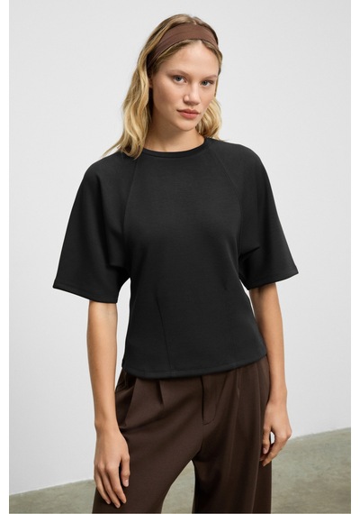 Grımelange Jolıeza Kadın Bisiklet Yaka Pens Detaylı Kısa Reglan Kollu Relaxed Fit Siyah Bluz Siyah