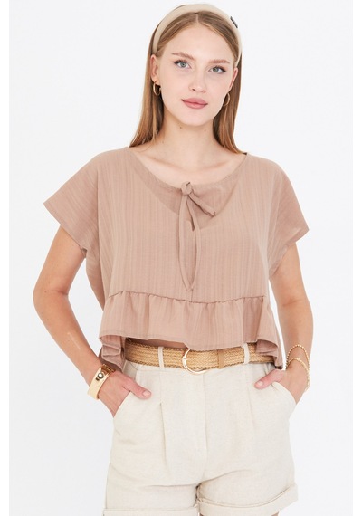 Armonika Kadın Açık Vizon Yarasa Kol Yakası Bağlamalı Eteği Fırfırlı Oversize Crop Bluz Arm-24y001088