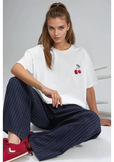 Hiccup Oversize Nakışlı Örme T-shirt Tozlu Beyaz