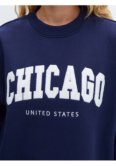 LC Waikiki Lcw Vision Lacivert Bisiklet Yaka Baskılı Oversize Kadın Kalın Sweatshirt Lacivert Hfh