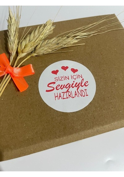 Sizin İçin Sevgiyle Hazırlandı Kalpli Kırmızı Yazılı Yuvarlak Yapışkanlı Etiket 3x3 Cm 150 Adet
