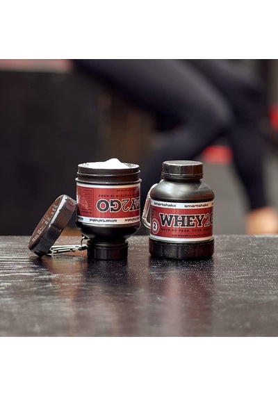 Whey2go Siyah Protein Tozu Saklama Kabı 50 G - Bpa İçermeyen Çalkalayıcı Şişe Hunisi, Whey Protein Tozu + Protein Shakes İçin 110 Ml, Dc Comics Batman Erkekler İçin Hediyeler Siyah