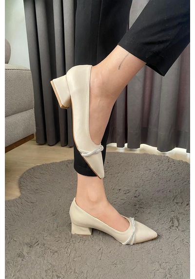 Kadın Valeri Krem Çapraz Taşlı Stiletto Alcak Ökçe Abiye Ayakkabı-ten Cilt Ten Rengi Kadın Valeri Krem Çapraz Taşlı Stiletto Alcak Ökçe Abiye Ayakkabı-ten Cilt Ten Rengi