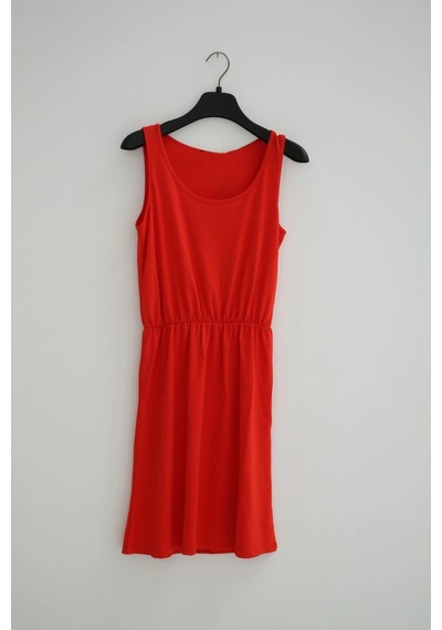 Fashion Frends 22y0652k1 U Yaka Normal Kalıp Düz Kırmızı Kadın Elbise