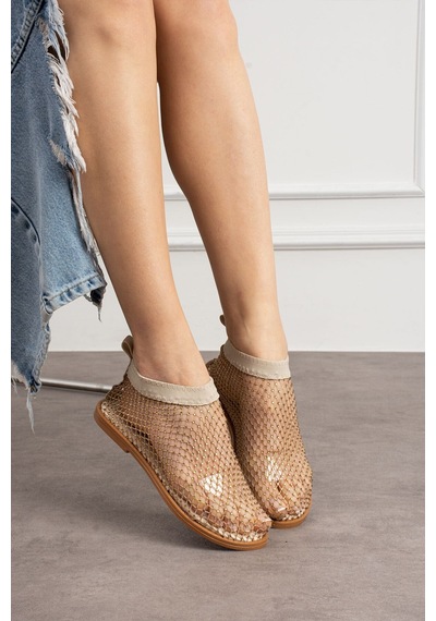 Dabab Shoes Kadın Bej File Taş Detaylı Lastikli Oliva Model Düz Taban Terlik Sandalet Dabab Shoes Kadın Bej File Taş Detaylı Lastikli Oliva Model Düz Taban Terlik Sandalet