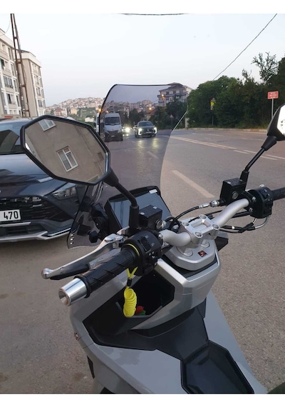 Motocam Motolüx Wow 150 Ön Cam 2023-2026 Model 65cm Füme Renkli 4mm Orta Boylu